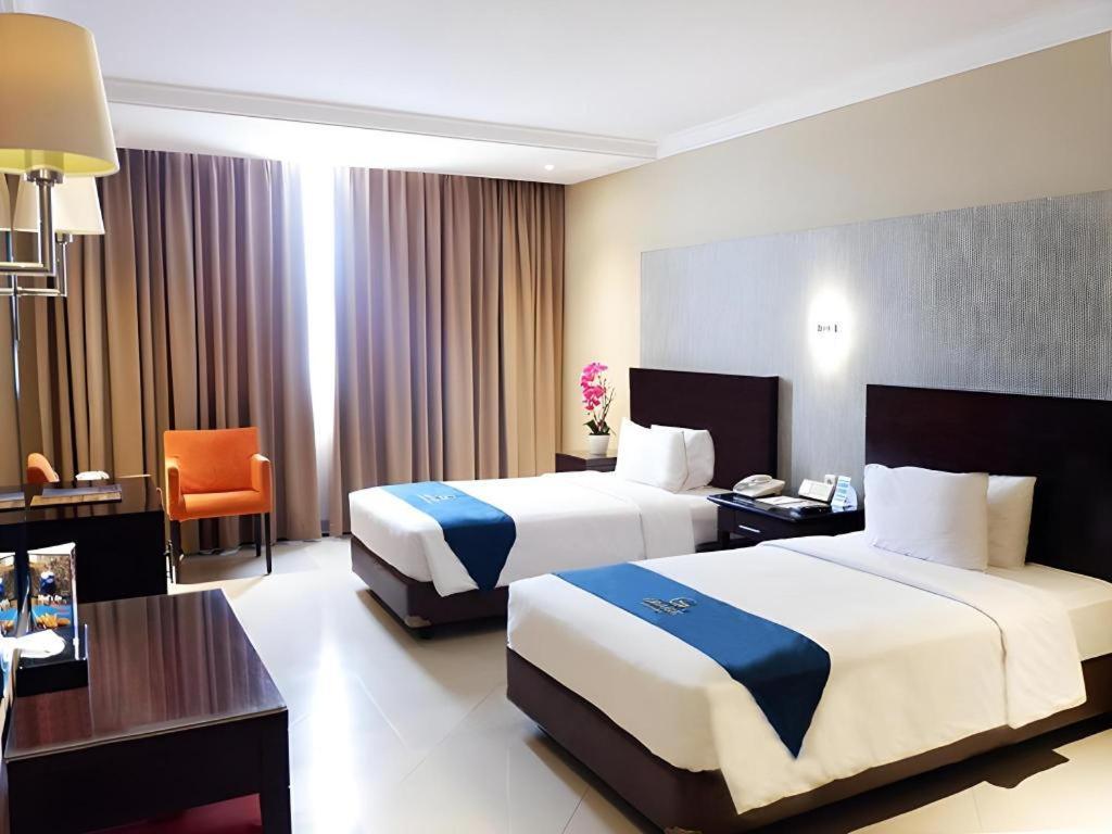 Grage Hotel Cirebon Ngoại thất bức ảnh
